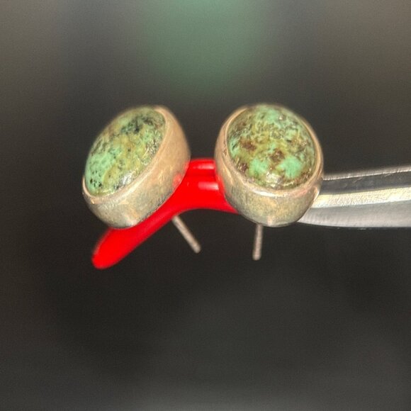 925 Oval Shaped Turquoise Stud Earrings - Picture 3 of 6
